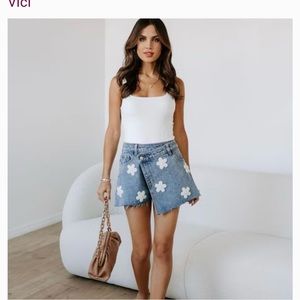 Denim skort, new